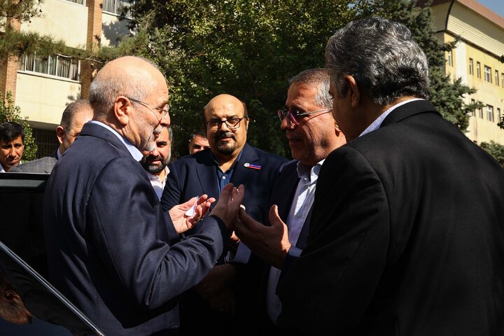 همايش سرمايهگذاري در صنعت نفت، گاز و پتروشيمی با حضور دکتر قالیباف