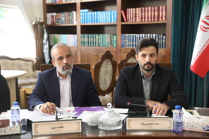 نشست 5 آبان 1404  کمیسیون اصل 90 با مسولان شرکت پالایش و پژوهش