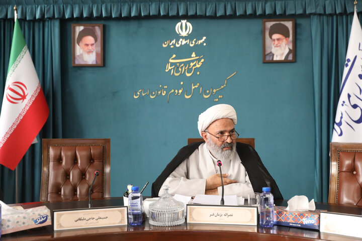 نشست 5 آبان 1404  کمیسیون اصل 90 با مسولان شرکت پالایش و پژوهش