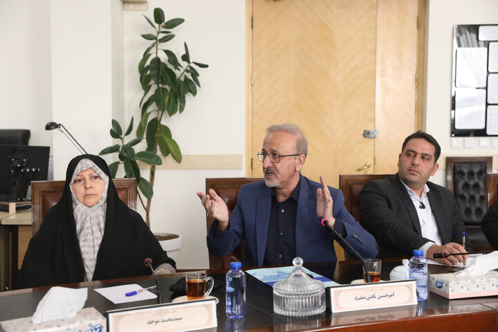 نشست 5 آبان 1404  کمیسیون اصل 90 با مسولان شرکت پالایش و پژوهش