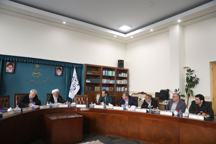 نشست ۵ آبان ۱۴۰۴ کمیسیون اصل ۹۰ با حضور مسولان سازمان انتقال خون ایران