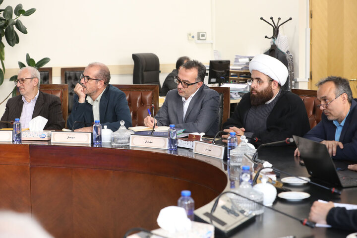 نشست فراکسیون شعائر اسلامی،قرآن و زیارت