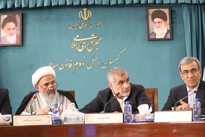 نشست فراکسیون شعائر اسلامی،قرآن و زیارت