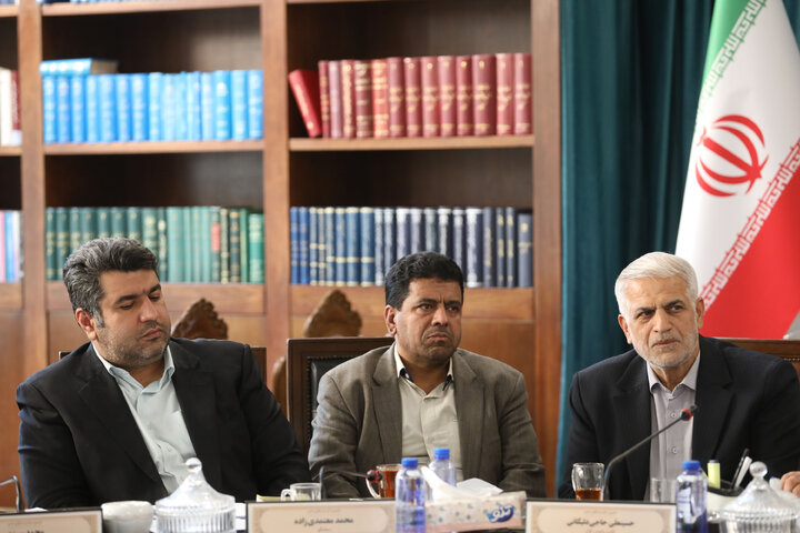 نشست فراکسیون شعائر اسلامی،قرآن و زیارت