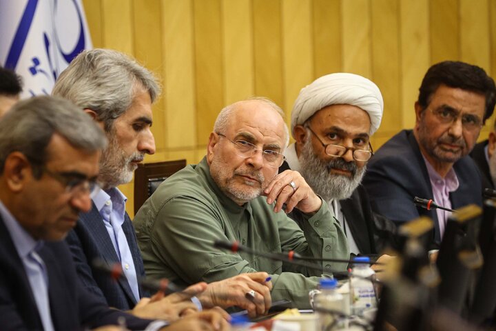 نشست مجمع نمایندگان استان های شرق کشور با حضور دکتر قالیباف