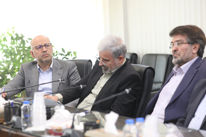 نشست نمایندگان شمال غرب با کشور با وزیر اقتصادو دارایی