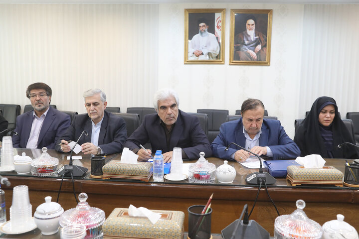 نشست نمایندگان شمال غرب با کشور با وزیر اقتصادو دارایی