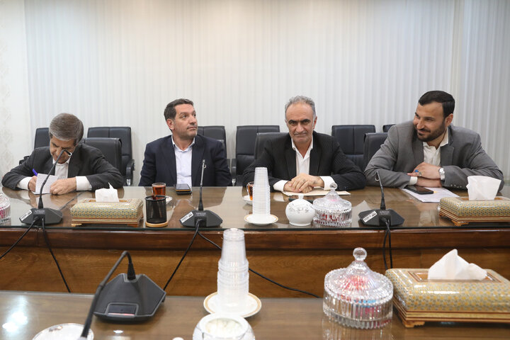 نشست نمایندگان شمال غرب با کشور با وزیر اقتصادو دارایی