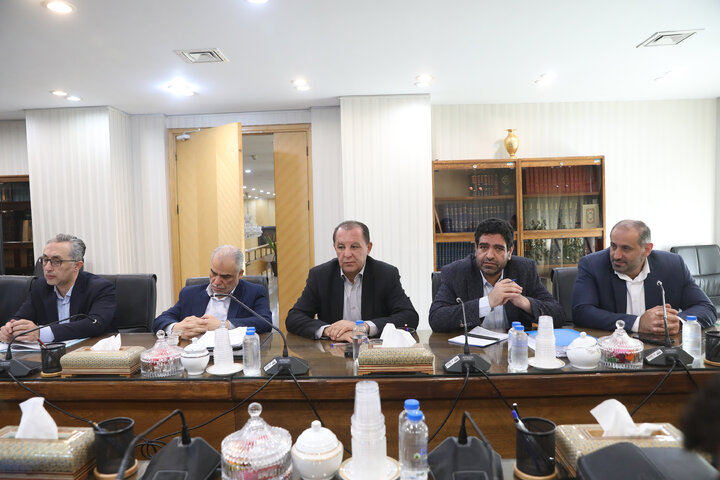 نشست نمایندگان شمال غرب با کشور با وزیر اقتصادو دارایی