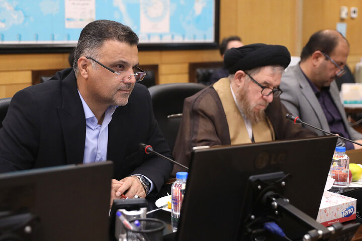 نشست 6 آبان 1404 کمیسیون اجتماعی با حضور وزیر کار