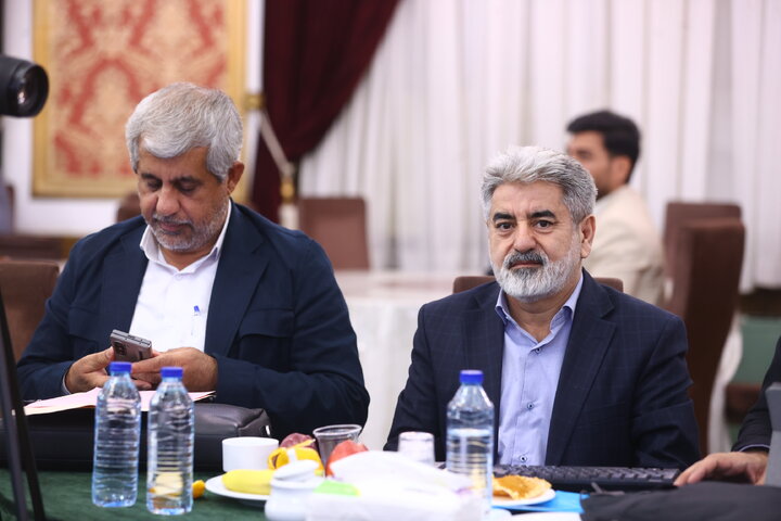 نشست اعضای فراکسیون فرهنگیان با مسئولین وزارت آموزش و پرورش