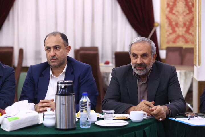 نشست اعضای فراکسیون فرهنگیان با مسئولین وزارت آموزش و پرورش