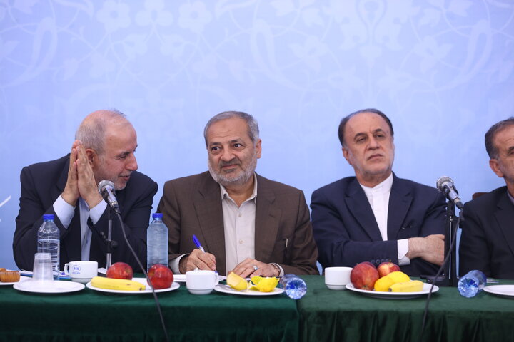 وزیر آموزش و پرورش