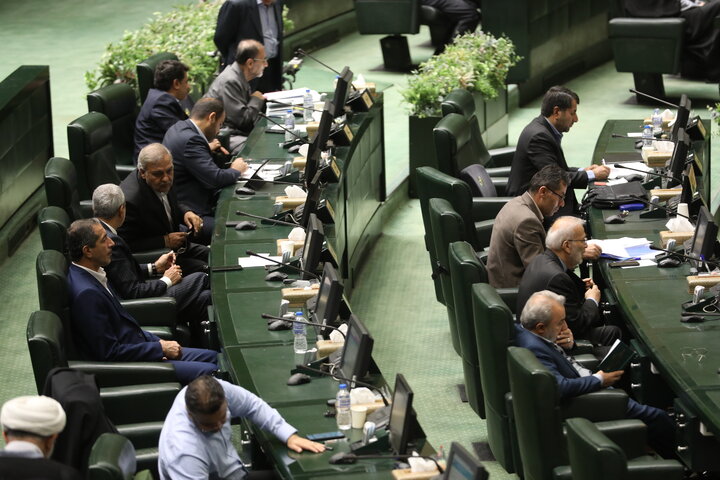 نشست علنی چهارشنبه 7 آبان ماه مجلس شورای اسلامی