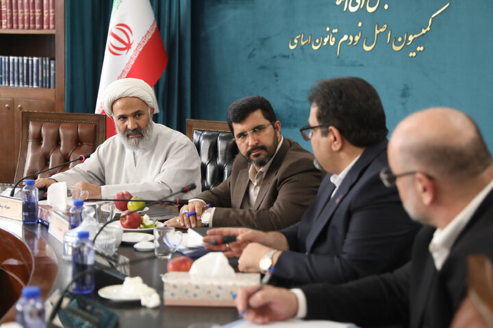 نشست کمیسیون اصل 90با حضور مدیر عامل شرکت گاز ملی گاز ایران