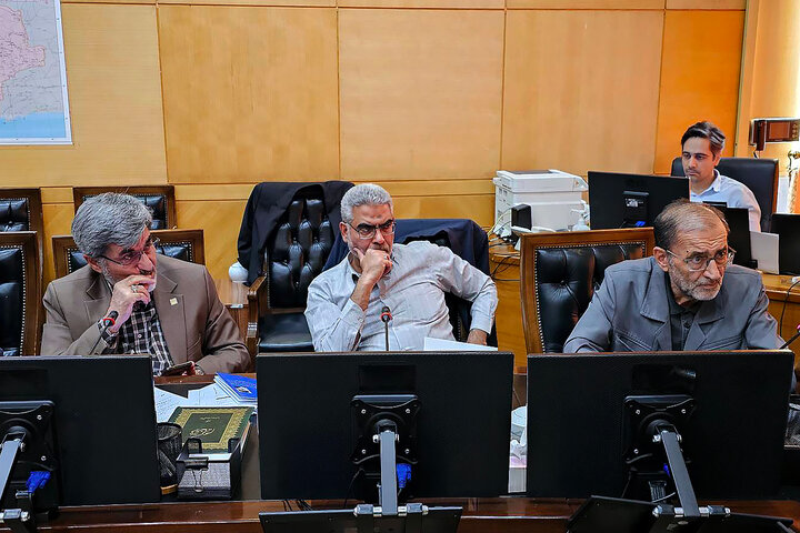 نشست مجمع نمایندگان استان تهران با مسئولین ستاد امر به معروف و نهی از منکر