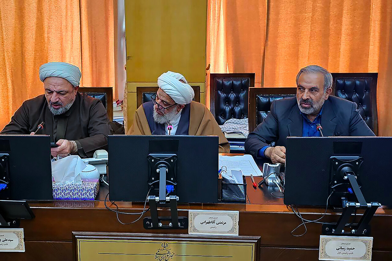 ورود نظارتی مجمع نمایندگان استان تهران به عملکرد دستگاهها در موضوع عفاف و حجاب ورود نظارتی مجمع نمایندگان استان تهران به عملکرد دستگاهها در موضوع عفاف و حجاب