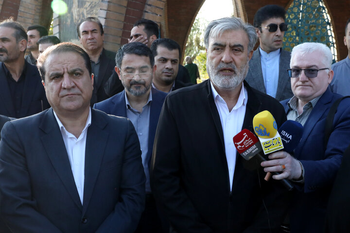 ستقبال از اعضای کمیسیون امنیت ملی در فرودگاه ایلام و حضور در گلزار شهدا