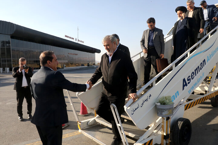 ستقبال از اعضای کمیسیون امنیت ملی در فرودگاه ایلام و حضور در گلزار شهدا