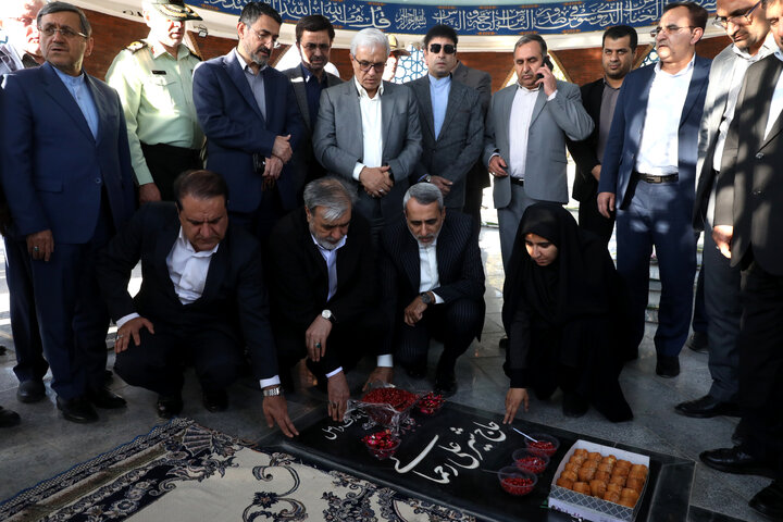 ستقبال از اعضای کمیسیون امنیت ملی در فرودگاه ایلام و حضور در گلزار شهدا