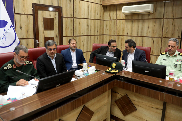 نشست اعضای کمیسیون امنیت ملی و شورای تامین استان ایلام