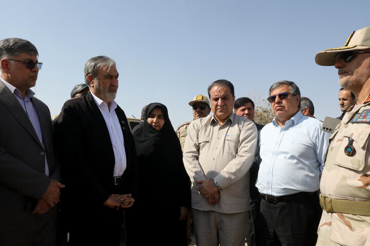 بازدید اعضای کمیسیون امنیت ملی از مرز مهران و پاسگاه مرزی زعفرانیه