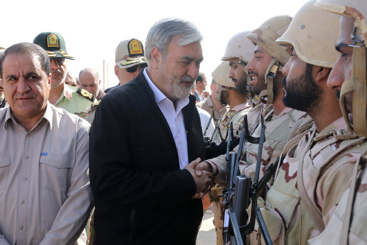 بازدید اعضای کمیسیون امنیت ملی از مرز مهران و پاسگاه مرزی زعفرانیه