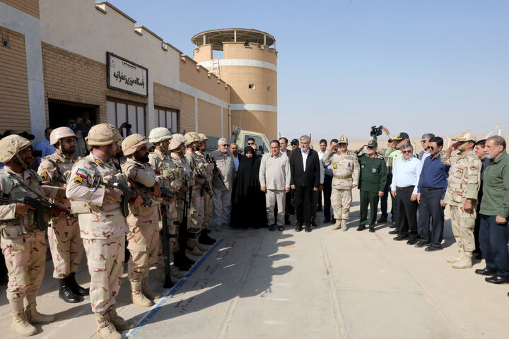 بازدید اعضای کمیسیون امنیت ملی از مرز مهران و پاسگاه مرزی زعفرانیه