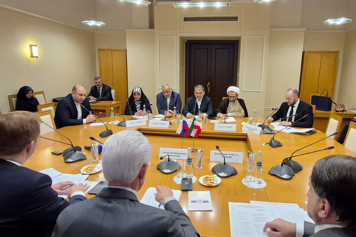 دیدار هیأت پارلمانی ایران با ولادیمیر واسیلیفرئیس گروه دوستی دومای روسیه و ایرانو رئیس فراکسیون روسیه واحد