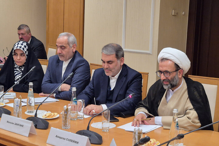 دیدار هیأت پارلمانی ایران با ولادیمیر واسیلیفرئیس گروه دوستی دومای روسیه و ایرانو رئیس فراکسیون روسیه واحد