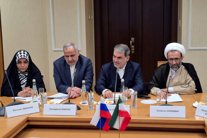 دیدار هیأت پارلمانی ایران با ولادیمیر واسیلیفرئیس گروه دوستی دومای روسیه و ایرانو رئیس فراکسیون روسیه واحد