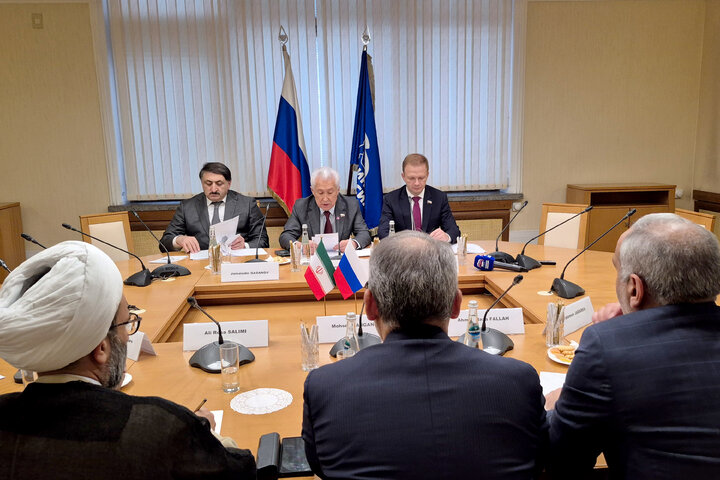 دیدار هیأت پارلمانی ایران با ولادیمیر واسیلیفرئیس گروه دوستی دومای روسیه و ایرانو رئیس فراکسیون روسیه واحد