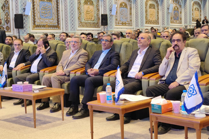 حضور اعضای کمیسیون بهداشت در آیین نکوداشت سی‌ویکمین روز ملی سلامت در مشهد بارگذاری
