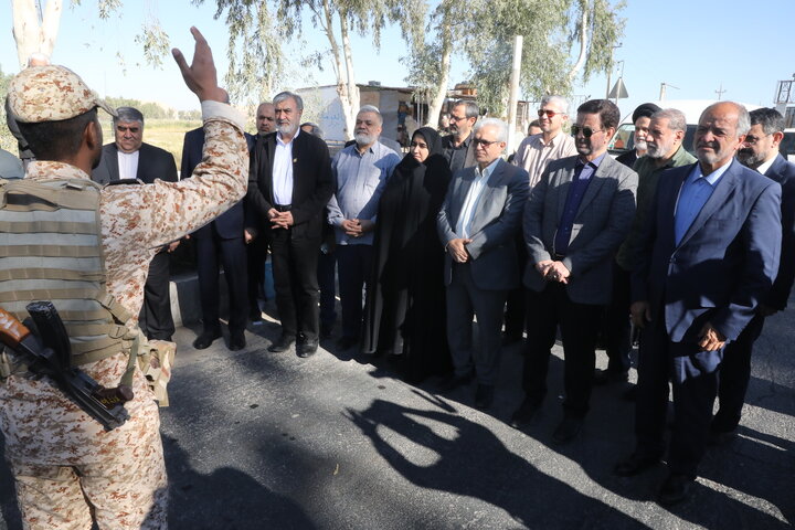 استقبال از اعضای کمیسیون امنیت ملی در بدو ورود به استان کرمانشاه