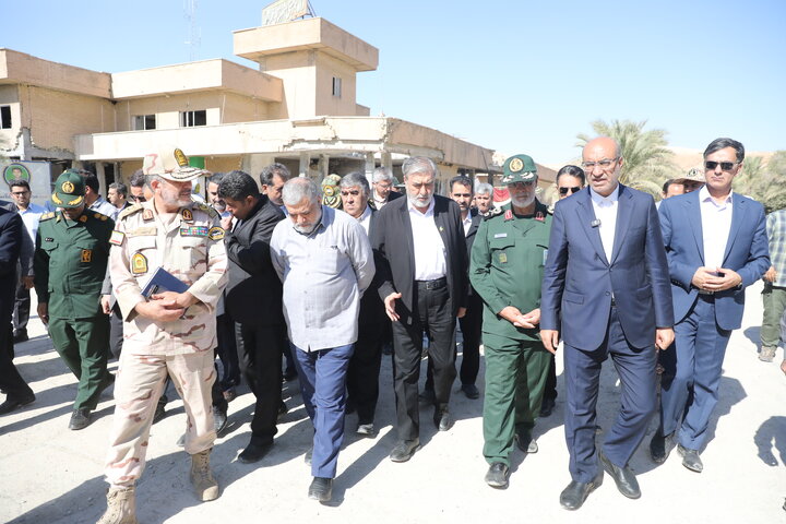 بازدید اعضای کمیسیون امنیت ملی مجلس از ساختمان بهزیستی قصر شیرین