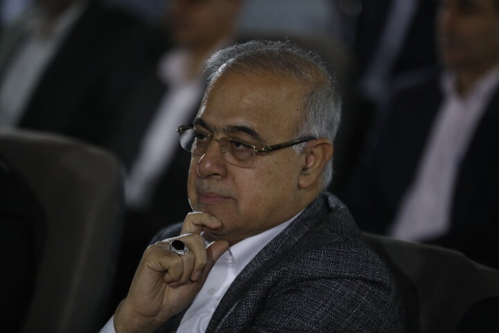 حضور رئیس و اعضای کمیسیون کشاورزی در اختتامیه جشنواره ملی مغ مهرگان