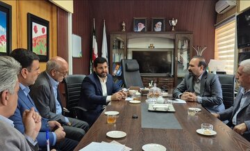 حمایت از دستگاه‌های خدمات‌رسان، در نهایت به نفع مردم و توسعه پایدار منطقه خواهد بود