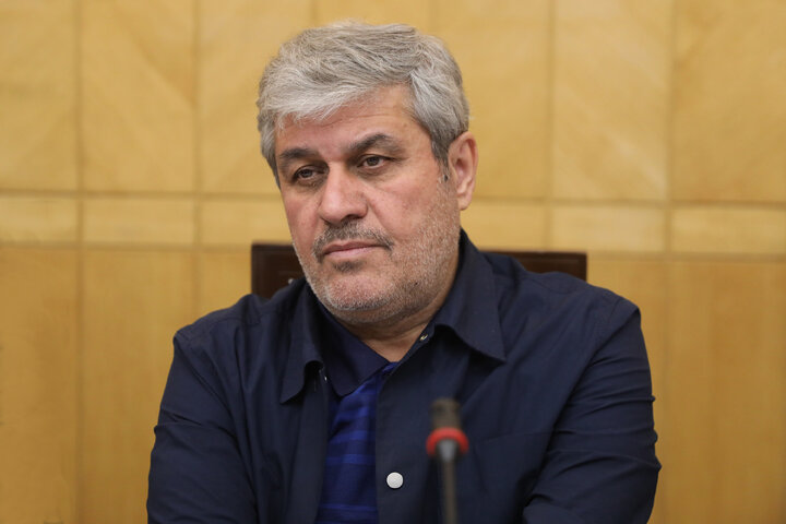 نشست کمیسیون برنامه و بودجه با حضور وزیر اقتصاد و رئیس بانک مرکزی