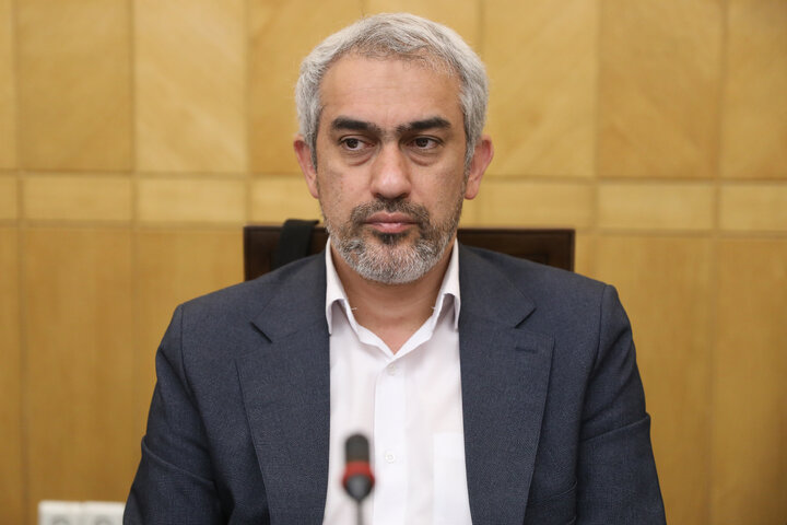 نشست کمیسیون برنامه و بودجه با حضور وزیر اقتصاد و رئیس بانک مرکزی