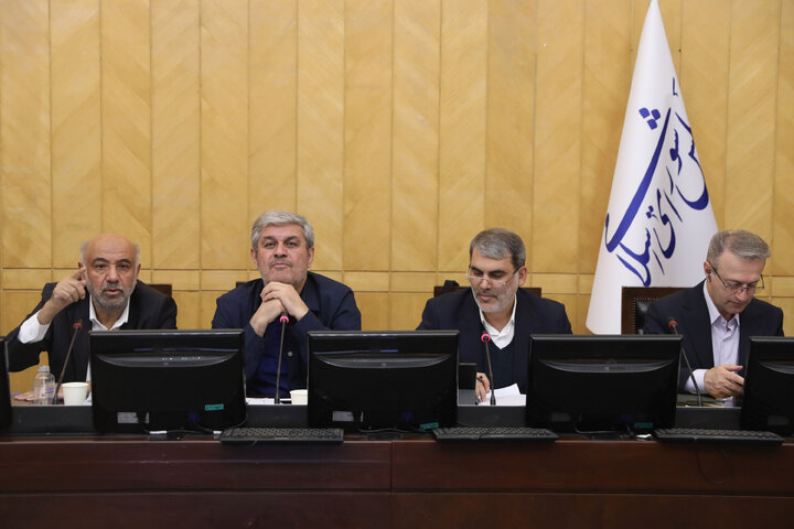 نشست کمیسیون برنامه و بودجه با حضور وزیر تعاون کار و رفاه اجتماعی