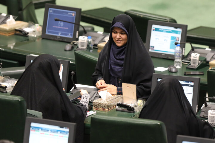 صحن علنی یکشنبه 11 آبان ماه مجلس شورای اسلامی