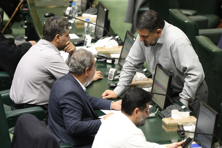 صحن علنی یکشنبه 11 آبان ماه مجلس شورای اسلامی