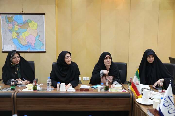 نشست فراکسیون زنان