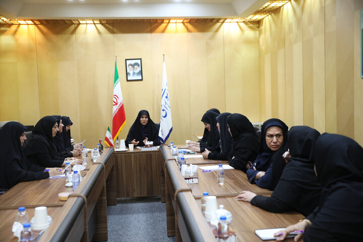 نشست فراکسیون زنان