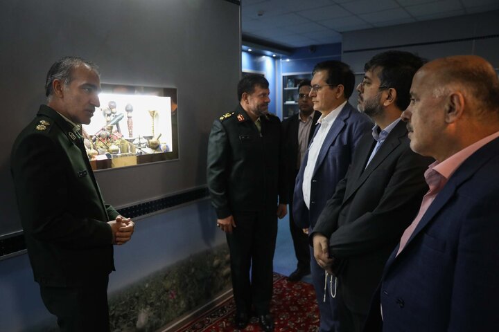 بازديد اعضای کميسيون قضایی از ستاد فرماندهی پليس مبارزه با مواد مخدر