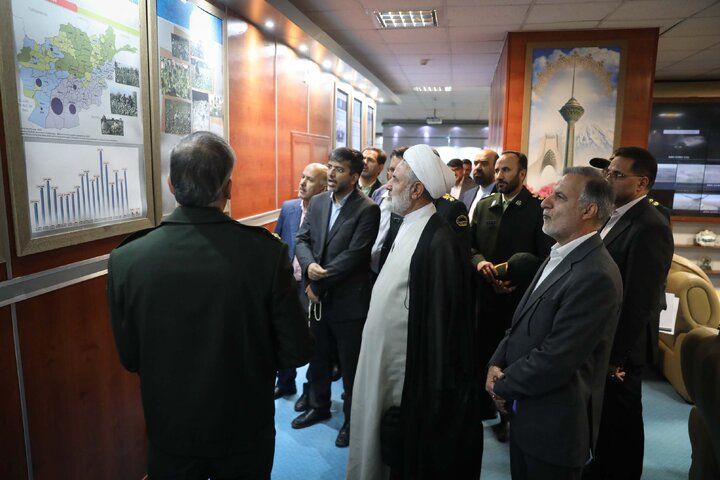 بازديد اعضای کميسيون قضایی از ستاد فرماندهی پليس مبارزه با مواد مخدر