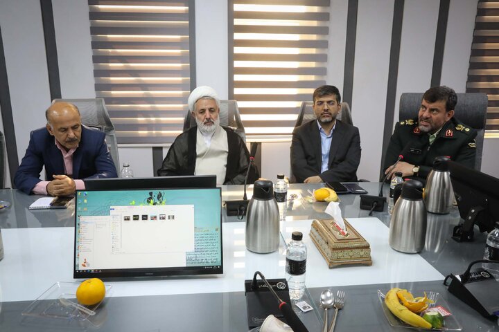 بازديد اعضای کميسيون قضایی از ستاد فرماندهی پليس مبارزه با مواد مخدر