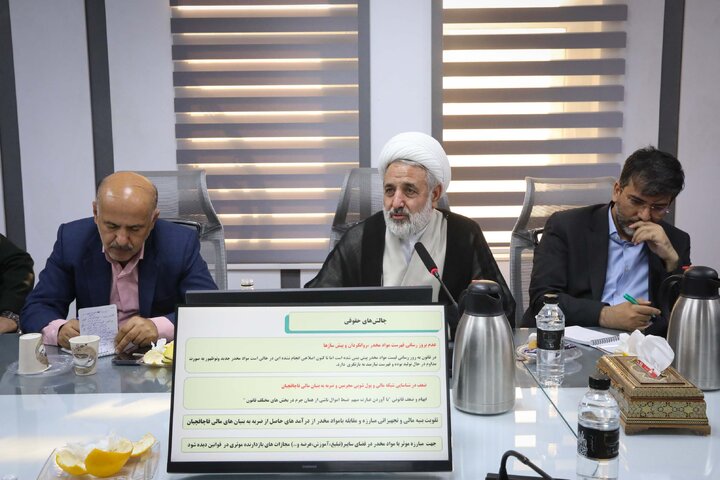 بازديد اعضای کميسيون قضایی از ستاد فرماندهی پليس مبارزه با مواد مخدر