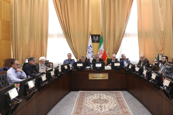 نشست 11 آبان 1404 کمیسیون شوراها