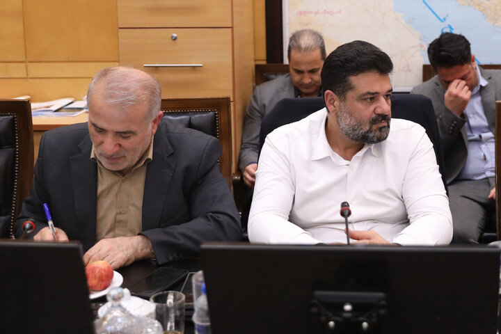 نشست کمیسیون عمران با حضور رییس بنیاد مسکن